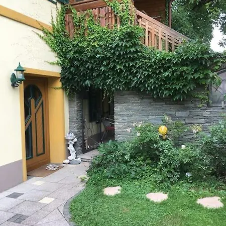 In Traumhafter Lage Mit Naturbadeteich Ferlach